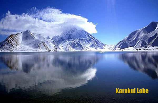 Karakul Lake